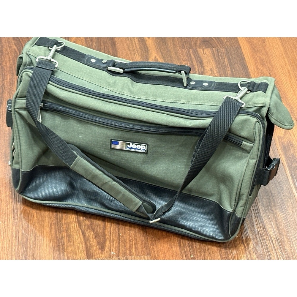 Jeep Suit Garment Bag Travel Luggage Rugged Black Canvas Black Bi-Fold Carry-On